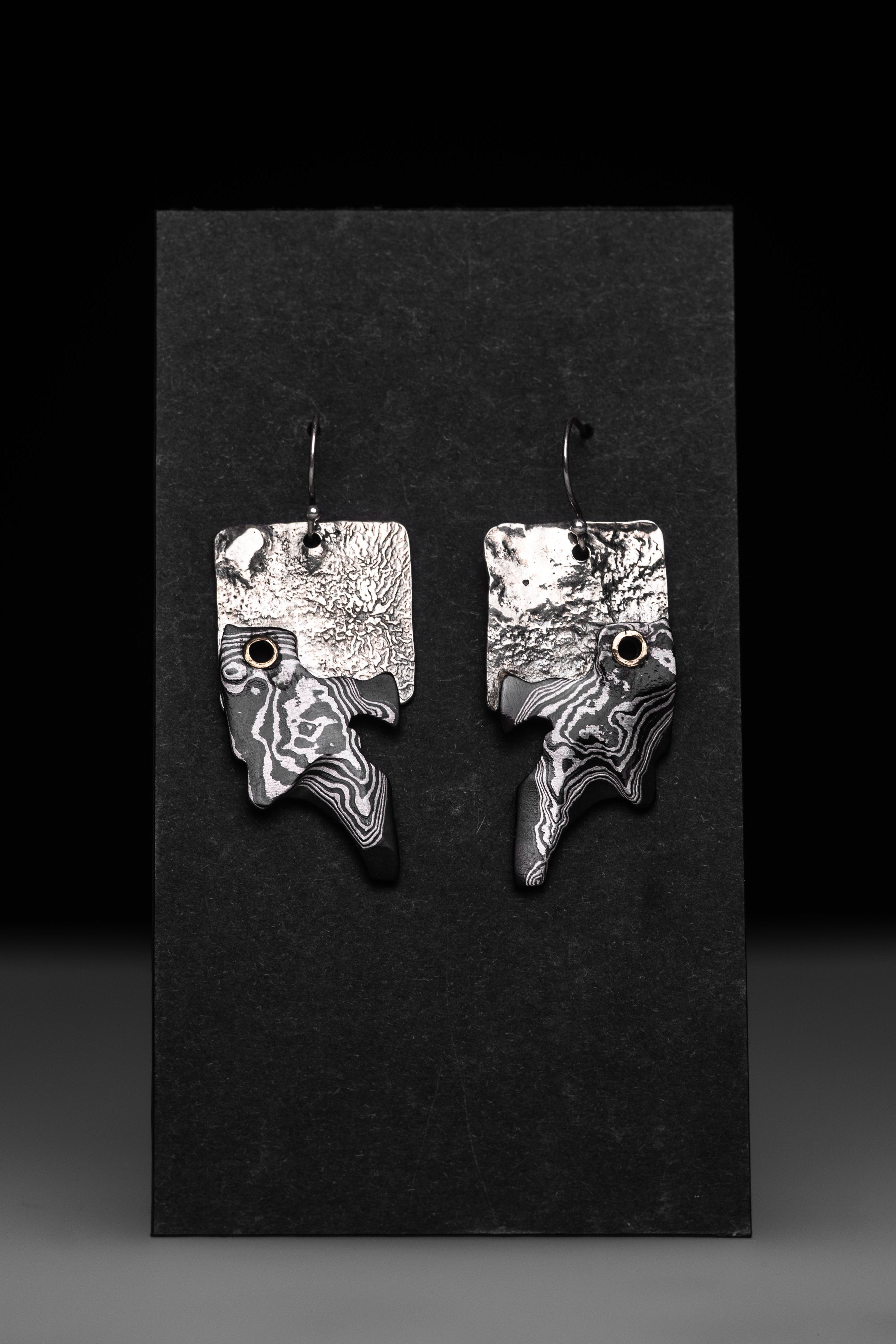 Tarawangsa Dangle Earrings