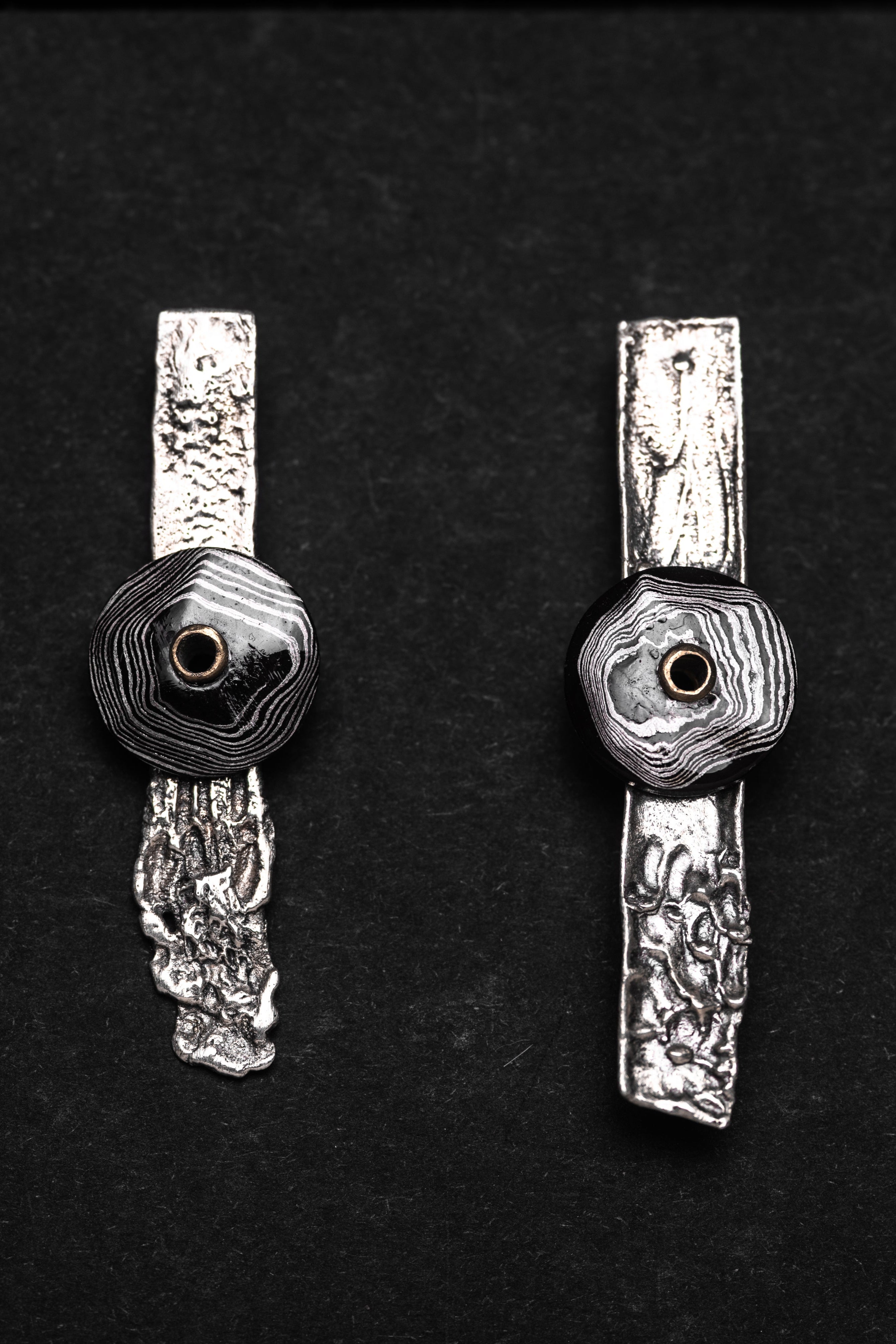 Siger Tengah Stud Earrings