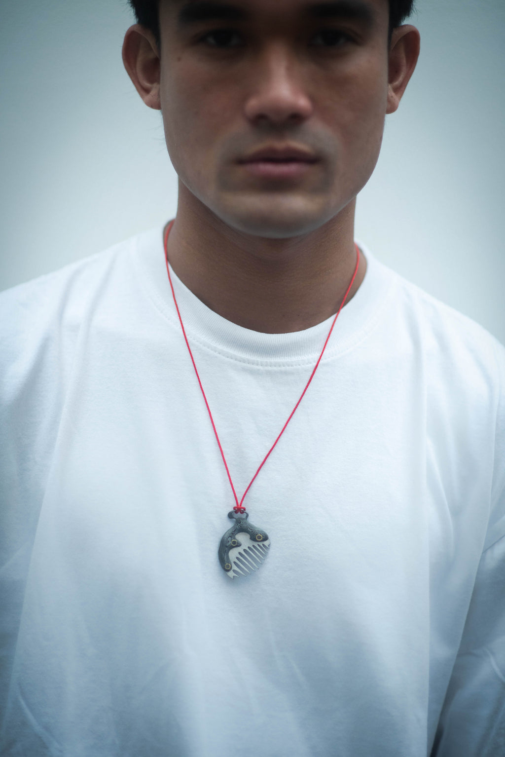 Red Grandma Comb Pamor Necklace