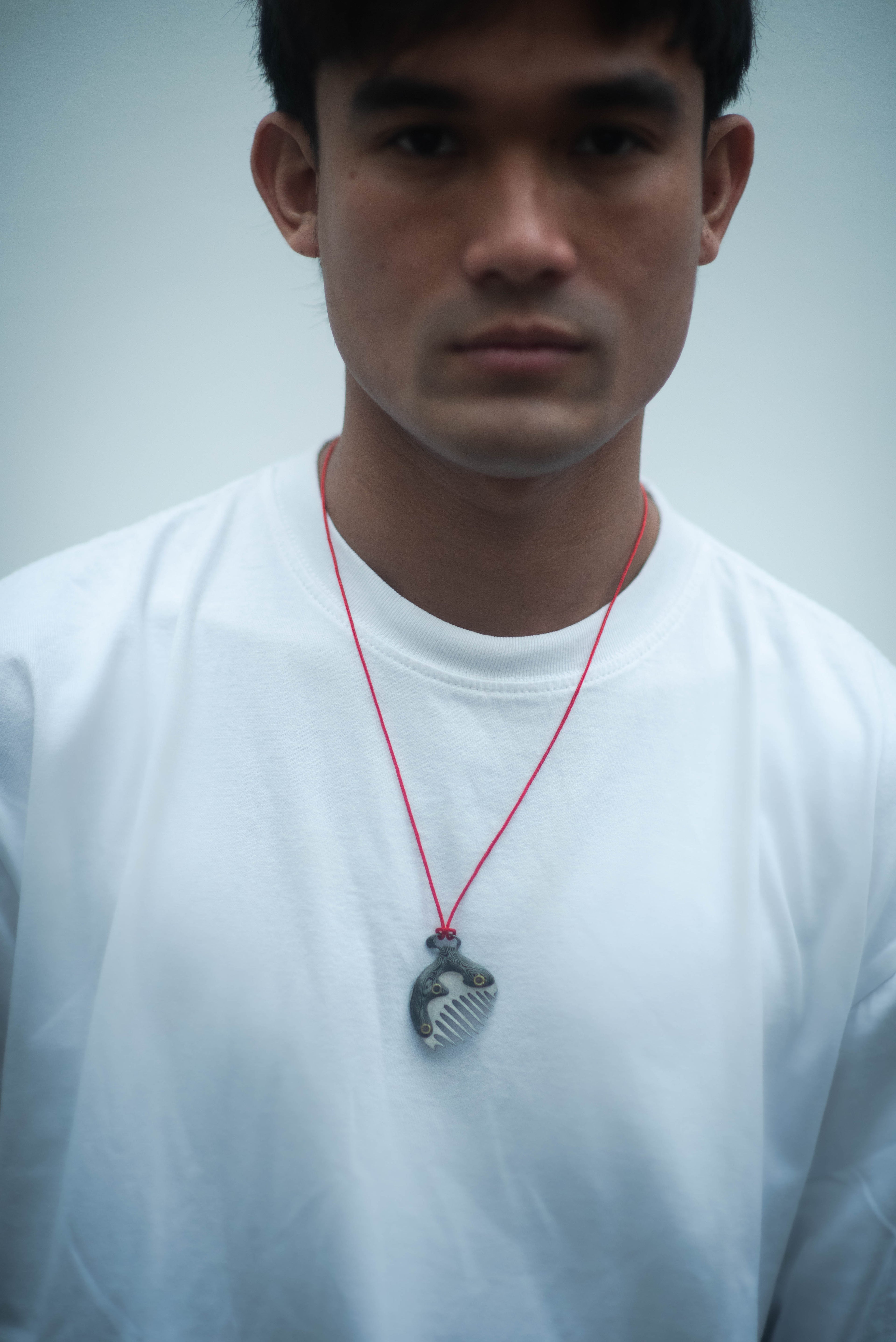 Red Grandma Comb Pamor Necklace