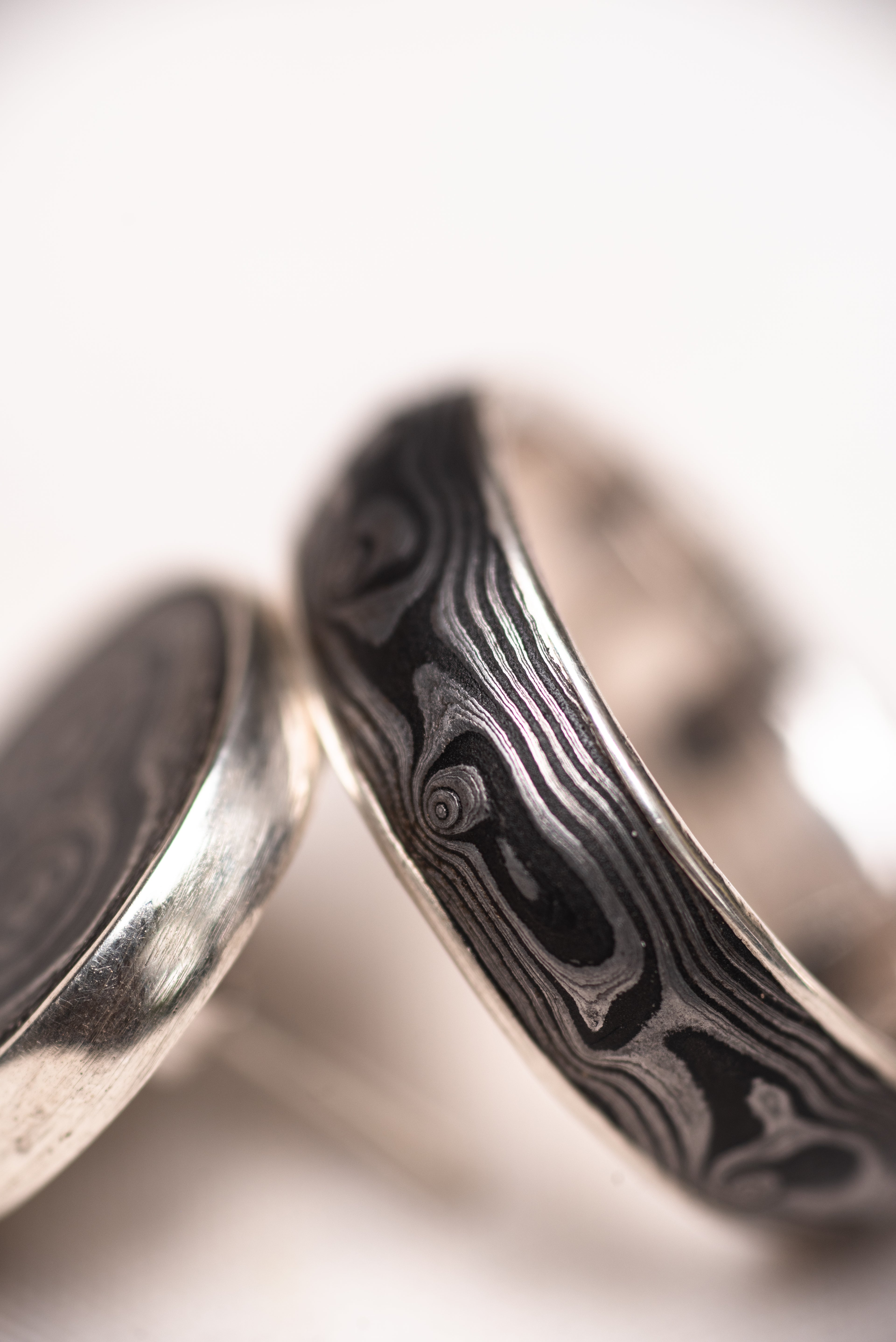 Pamor Seamless Band Ring